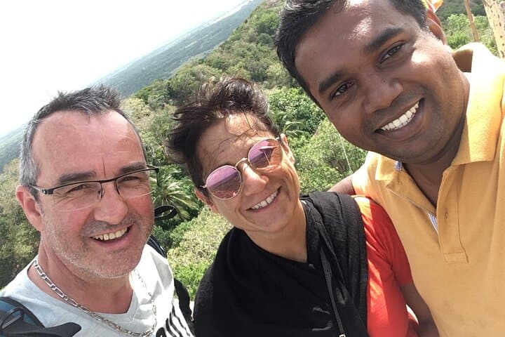8-Day Private Round Trip in Sri Lanka: Sigiriya, Kandy, Ella, Yala & Bentota