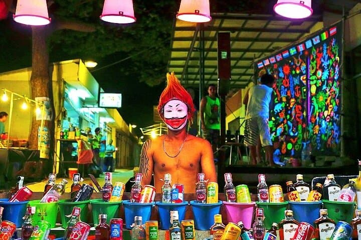 Full Moon Party Koh Phangan: Haad Rin Neon Beach Transfer and Body Painting photo 6