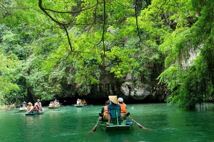 Hoa Lu, Trang An & Mua Caves Day Trip from Hanoi — Boat Ride, Ancient Capital & Panoramic View photo 4