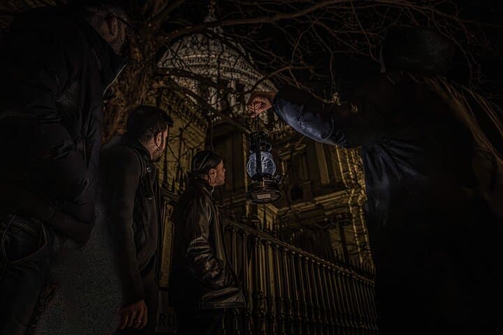 London Ghost Walking Tour: Nighttime Haunted History Walk photo 3