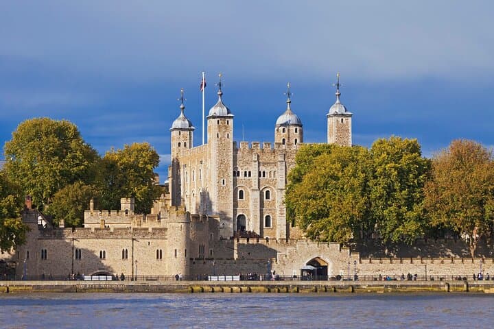 Tower of London Tour + Thames River Cruise: Historic Fortress and Riverside Sightseeing photo 5