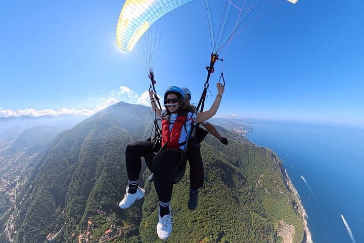 Tandem Paragliding Over the Amalfi & Sorrento Coast from Monte Faito