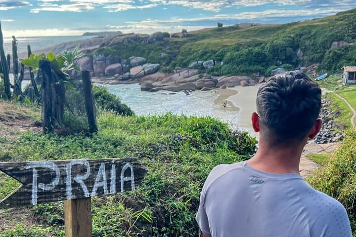 Gravata Trail to Praia da Gravata — Secret Island Hike and Picnic in Florianópolis photo 1