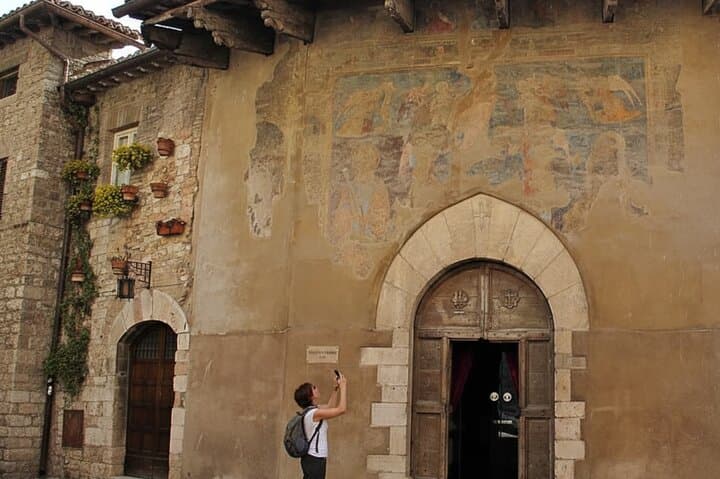 Assisi Self-Guided Walking Tour: Follow St. Francis and St. Clare photo 2