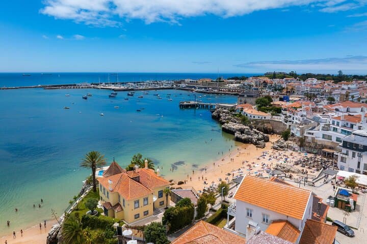 Lisbon Arrival: Panoramic Transfer to Sintra & Cascais