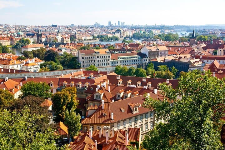 Prague Exclusive 3-Hour Private Car Tour: Castle, Charles Bridge & Local Views