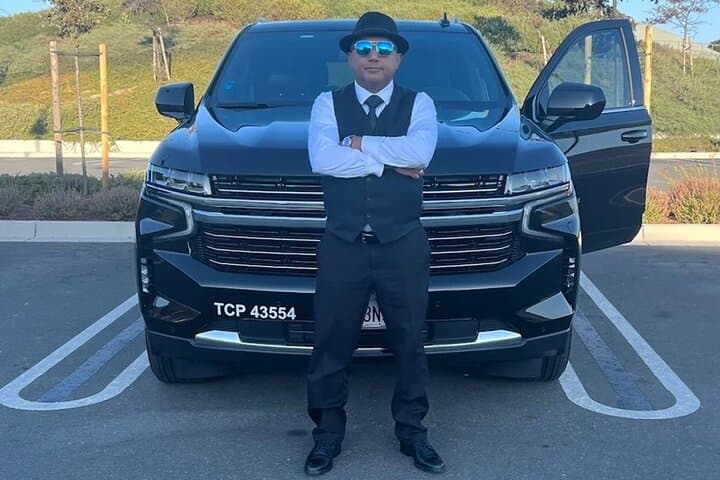 Private Transfer from SFO to San Francisco Hotels — Meet & Greet Luxury SUV