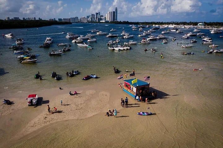 Miami Biscayne Bay Boat Tour with Sandbar & Raccoon Island Experience photo 3