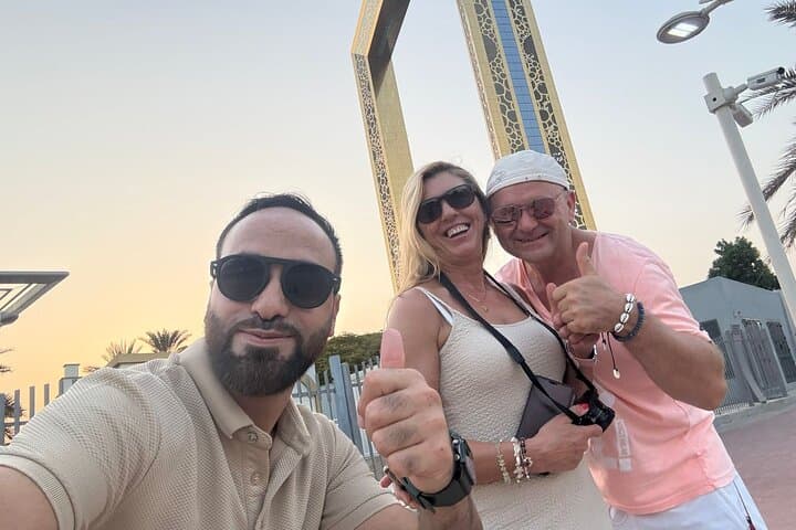 Dubai to Abu Dhabi Private Full-Day Transfer and Guided City Highlights photo 2