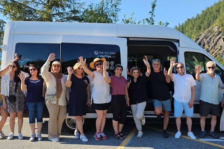 Private Group Transfer To/From Vancouver International Airport (YVR) photo 2