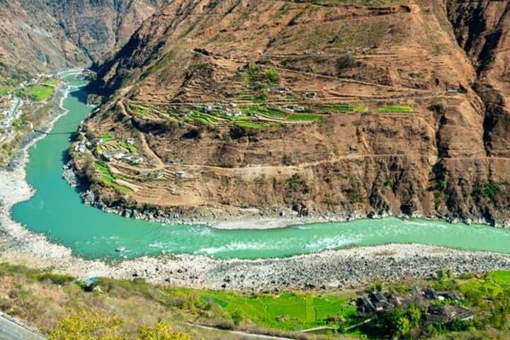 Shangri-La Private Scenic Drive from Lijiang — Tiger Leaping Gorge, Haba & Meili photo 3