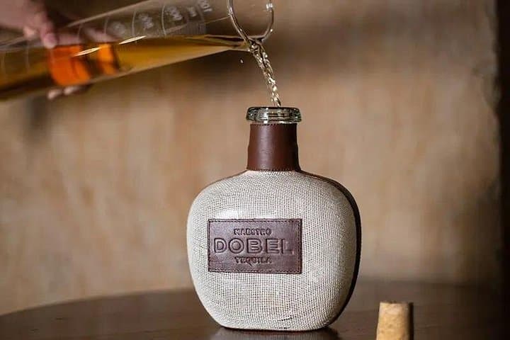 craft-your-own-dobel-blend-gourmet-tequilero-experience-in-guadalajara photo 4