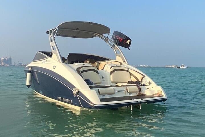 Doha Jetboat Adventure: High-Speed Skyline Tour of The Pearl & Corniche photo 5