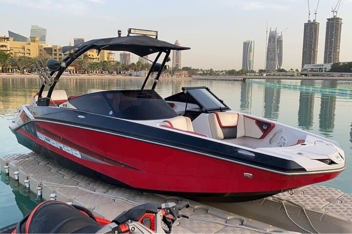 Doha Jetboat Adventure: High-Speed Skyline Tour of The Pearl & Corniche photo 6