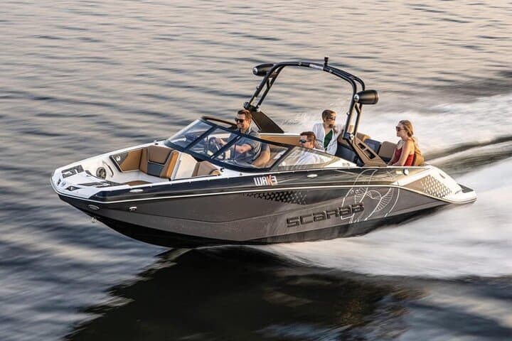 Doha Jetboat Adventure: High-Speed Skyline Tour of The Pearl & Corniche photo 3