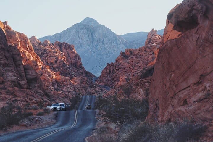 Valley of Fire State Park Escapade — White Domes, Petroglyphs & Red Sandstone Hikes photo 2