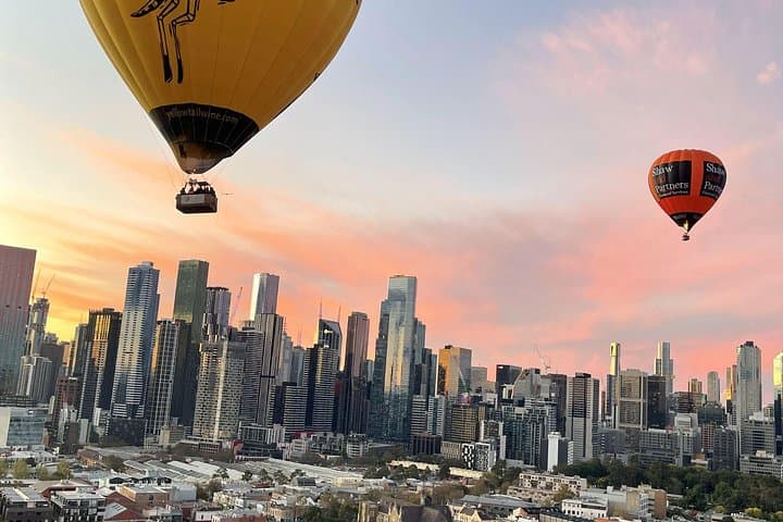 Melbourne Sunrise Hot Air Balloon Flight: Dawn Over the Yarra and CBD photo 2