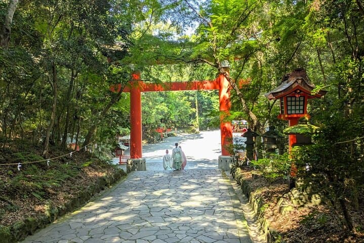 Usa Shrine and Retro Streets: Kitsuki Castle Town Day Tour from Beppu photo 3
