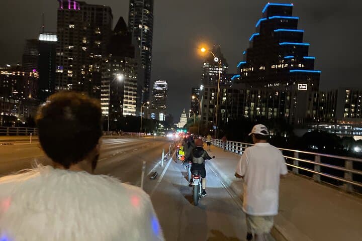 Electric Pedicab Tour of Austin — Private Mural, Capitol & Lady Bird Lake Ride photo 6