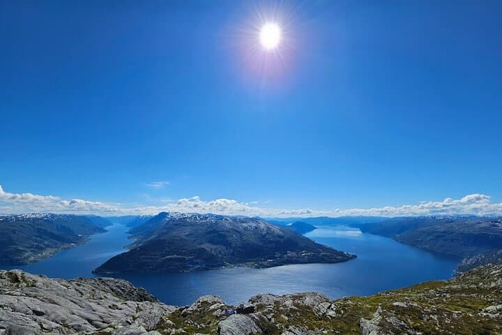 Guided Hike on Oksen Peninsula — Panoramic Hardangerfjord & Folgefonna Views photo 3