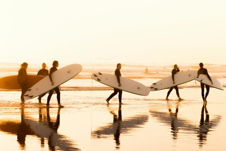 Carcavelos Surf Lesson with Pro Luis Perloiro — Lisbon Pickup and 1.5‑Hour Ocean Session photo 2