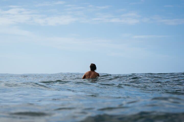 Carcavelos Surf Lesson with Pro Luis Perloiro — Lisbon Pickup and 1.5‑Hour Ocean Session photo 5