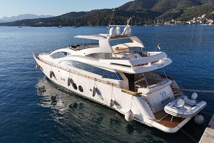 Athens Full-Day MotorYacht Cruise to Aegina and Moni photo 2