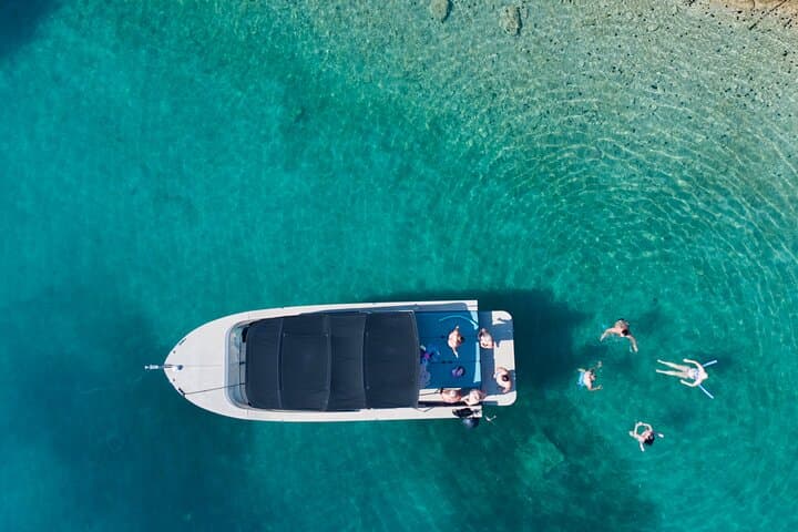 Blue Lagoon Luxury Boat Tour from Split: 5-Hour Snorkel, Trogir & Šolta photo 2
