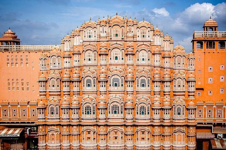 Self-Guided Jaipur Walled City Heritage Walk — Hawa Mahal, Havelis & Bazaars photo 2