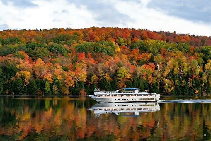 Hudson River Fall Foliage Oktoberfest Cruise: Scenic 4-Hour Boat Experience