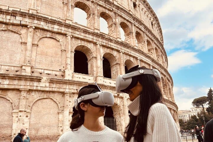 Rome Private Golf Cart Tour with VR: 3-Hour Ancient City Highlights