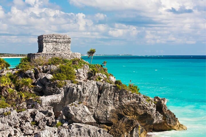 Tulum & Akumal: Swim with Sea Turtles and Explore a Mayan Cenote