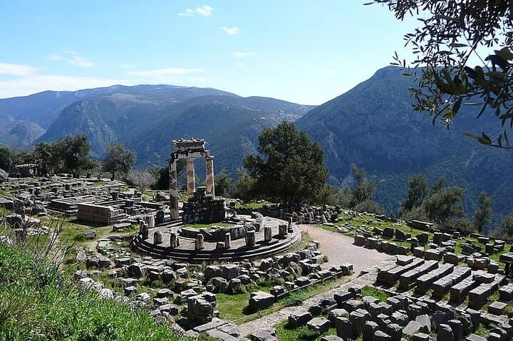 4-Day Private Tour to Delphi, Olympia, Nafplio & the Peloponnese