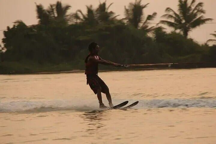 Learn Water Skiing in Mirissa: Beginner Sessions on Sri Lanka’s Southern Coast photo 2