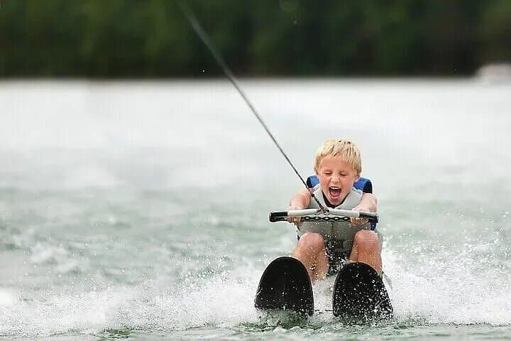 Learn Water Skiing in Mirissa: Beginner Sessions on Sri Lanka’s Southern Coast photo 4