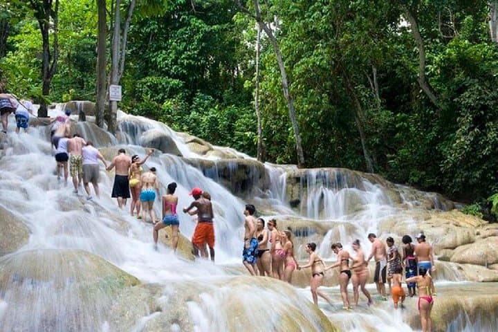Dunn's River Falls and River Tubing Combo — Ocho Rios Adventure Day Trip photo 4