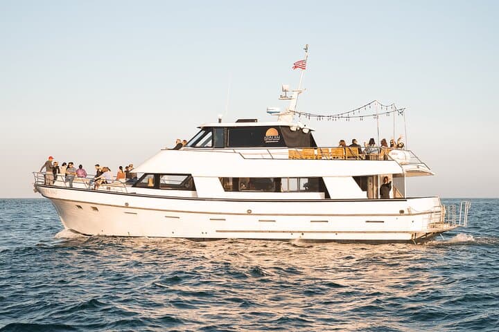 Santa Barbara Sunset Yacht Cruise from Stearns Wharf photo 2
