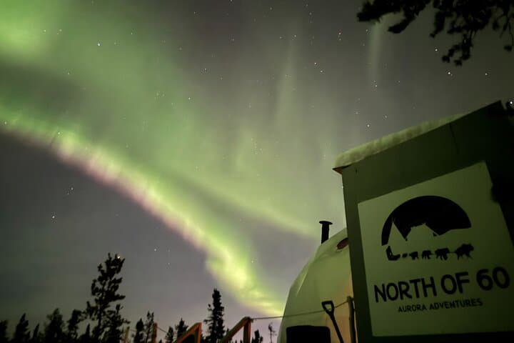 Skydome Aurora Viewing Near Yellowknife: Warm Dome Northern Lights Tour photo 1