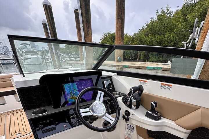 Private Biscayne National Park Boat Charter from Key Biscayne — 4-6 Hour Custom Cruises photo 6