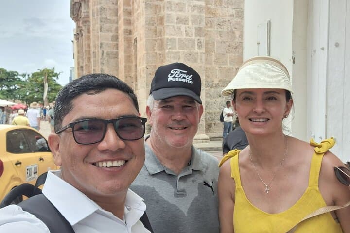 Walking Cartagena’s Old City: Walled-City History, Markets & Sunset Views photo 3