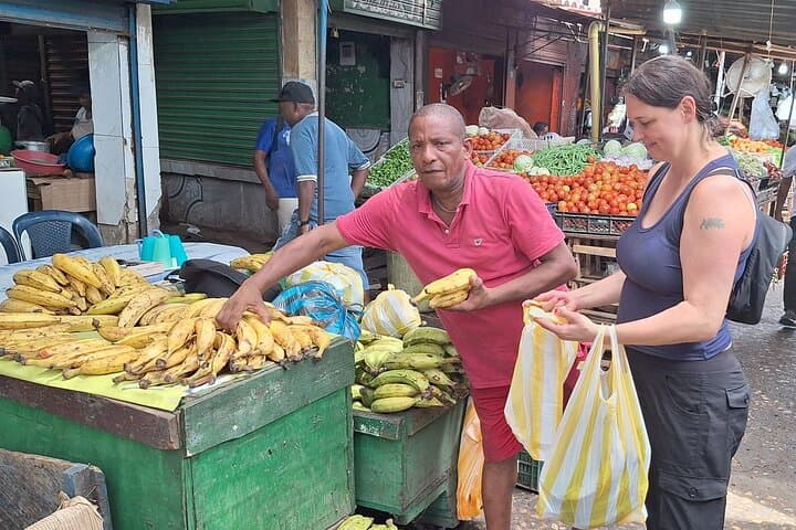 Walking Cartagena’s Old City: Walled-City History, Markets & Sunset Views photo 4