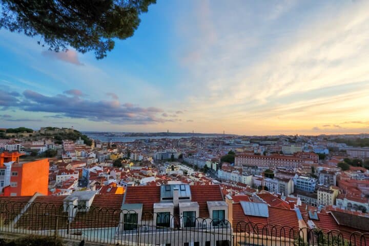 Old Lisbon Guided Tour: Alfama, Pastéis de Nata & Polaroids photo 4