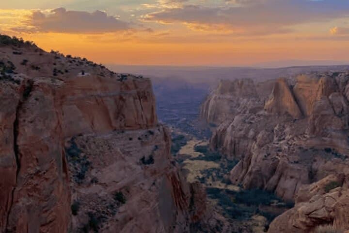 Eggshell Arch 4x4 Jeep Tour from Page — Navajo Canyon Sunset & Culture photo 4