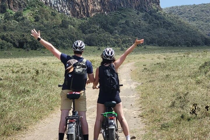 E‑Biking Hell's Gate: Ebike Cycling & Gorge Hike from Naivasha photo 4