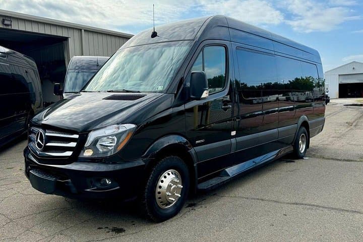Private VIP Van Transfer PUJ to Punta Cana Hotels — Fast, Private Airport Pickup photo 4