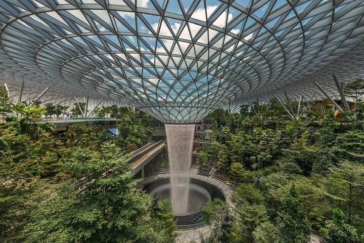 Private Airport Transfer at Singapore Changi — Seamless Arrival and Departure photo 5