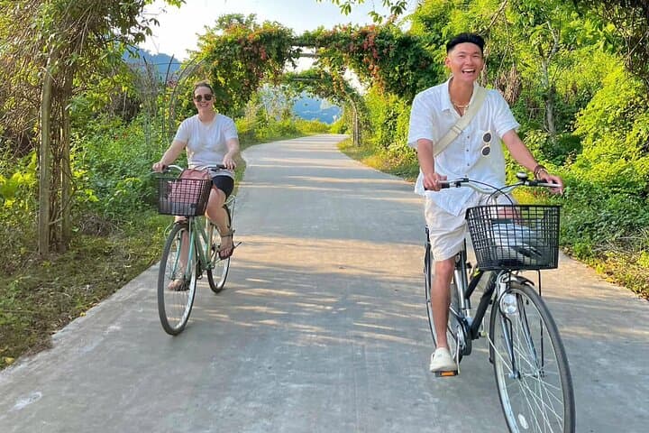 2-Day Cat Ba & Lan Ha Bay Adventure: Trek, Kayak & Bioluminescent Night