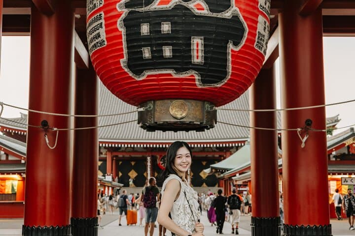 Tokyo Cinematic Photo and Video Adventure — 1-Hour Asakusa Film & Photo Tour photo 3