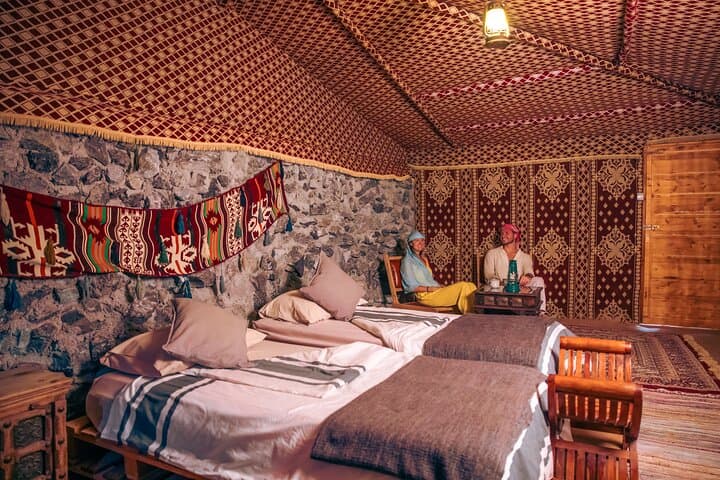 Dubai Overnight Desert Safari and Sunrise Hot Air Balloon Experience photo 3