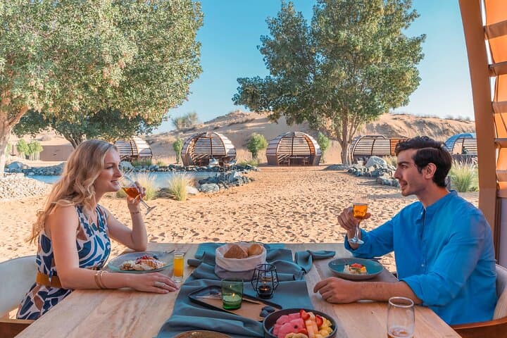 sunrise-luxury-hot-air-balloon-dubai-michelin-breakfast photo 3